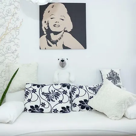 Cheerful Two Bedroom In Varna's Lively Levski District